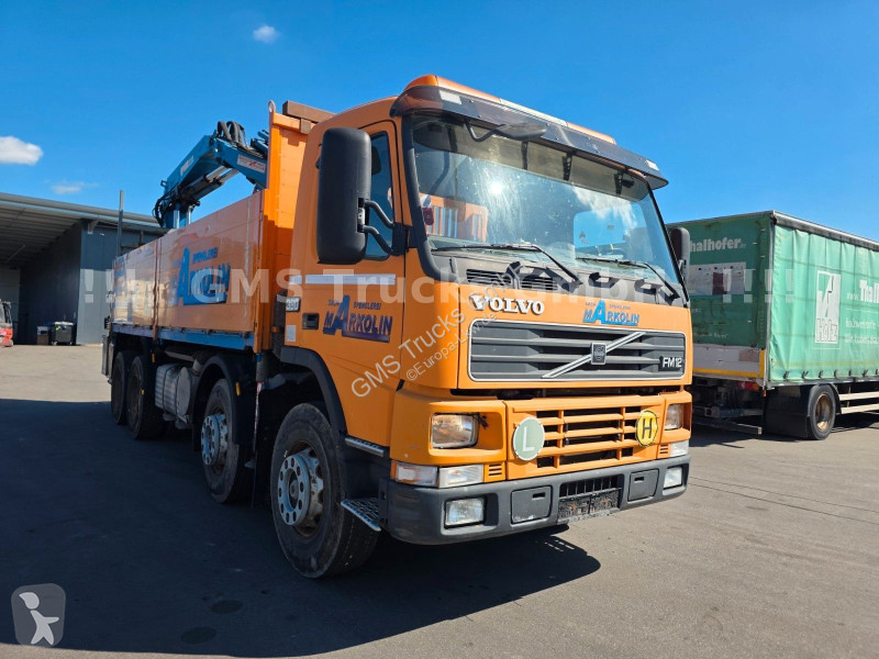Teherautó Volvo 380 / 8X4 / 28m Hiab Kran / WINCH