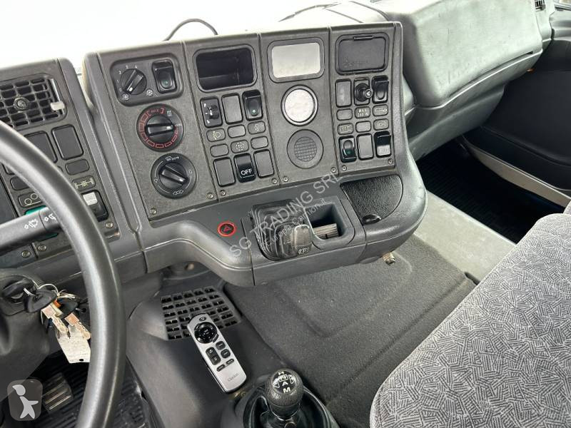 Camión Scania 420