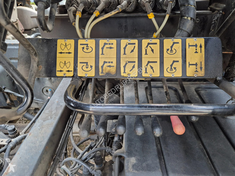 Camión Renault Midlum DCI/ 12 TM Krane Remote/...