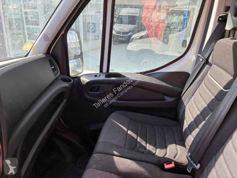 Грузовик Iveco  35S16 20m3