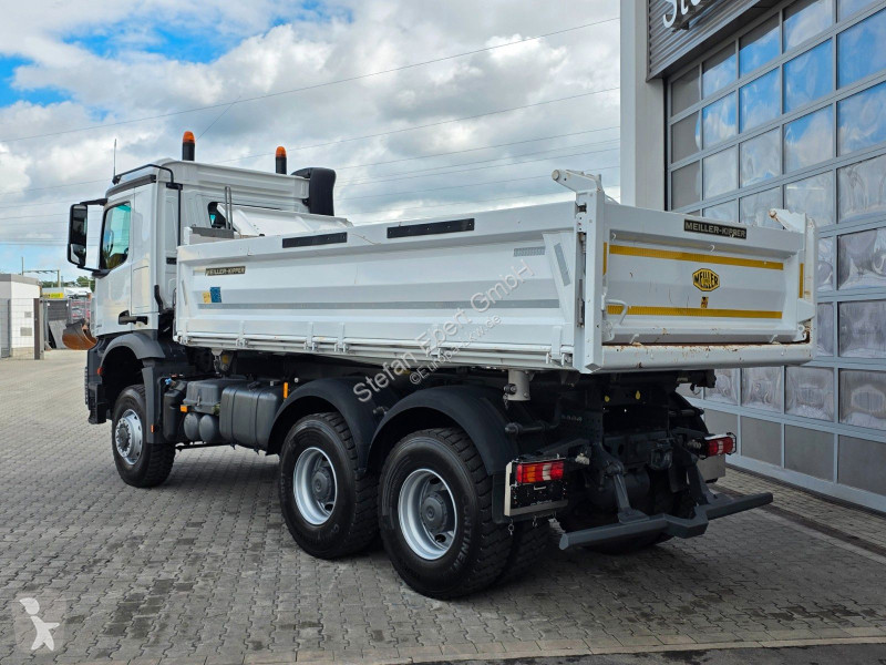 Camião Mercedes 3343 AK 6x6 Meiller
