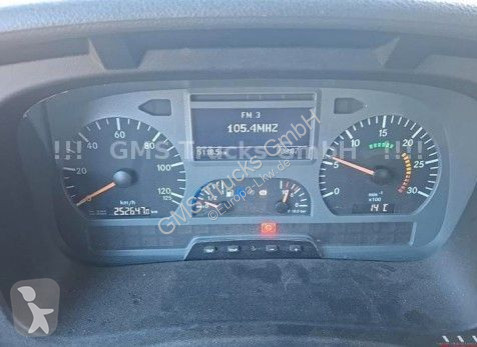 Camión Mercedes 1833 / 4X4 ALLRAD / 16m Atlas Kran