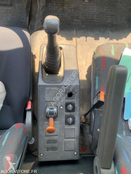 Camion Iveco 130E18