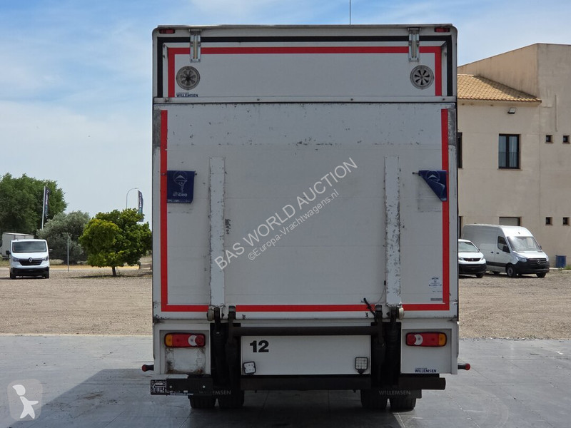 شاحنة Iveco 120E210