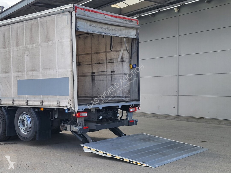 Lastbil Volvo 420