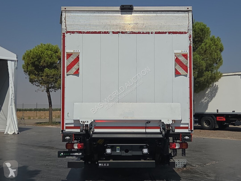 شاحنة Mercedes 1527