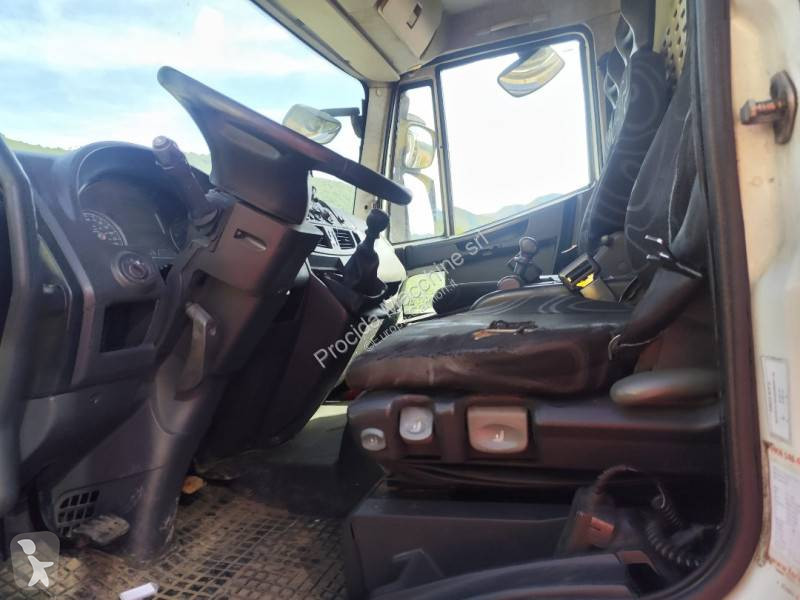 Camion Iveco 150 E 22