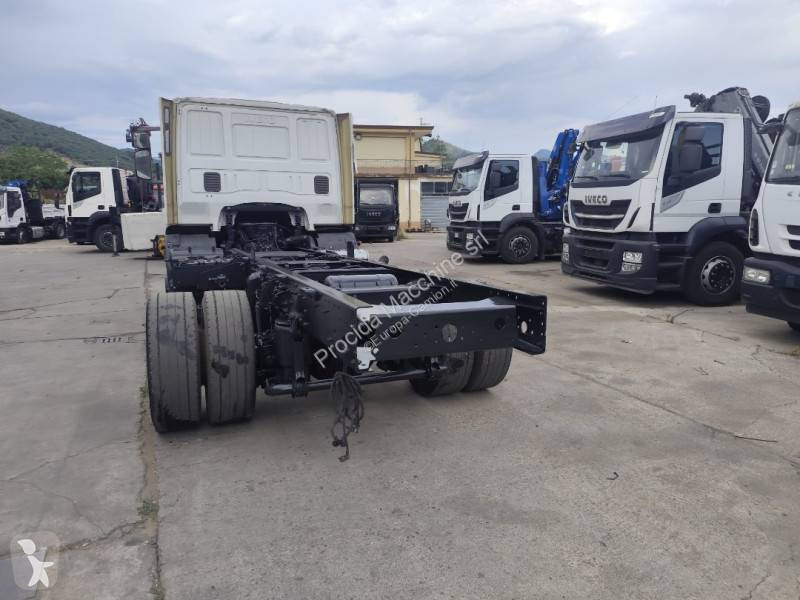 Camion Iveco 150 E 22