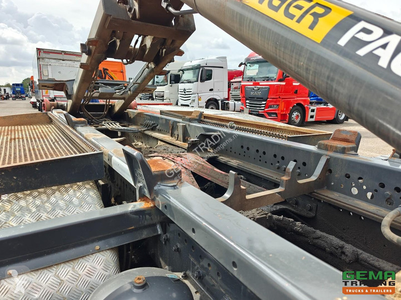 DAF 85410 6x4 DagCab Euro5 - Palfinger Hook Arm...