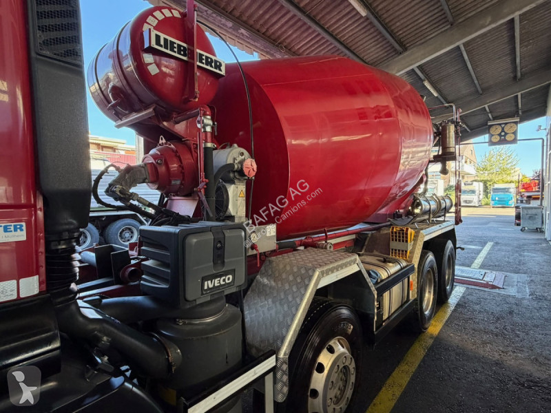 Camion Iveco 340t40trakker   8x4