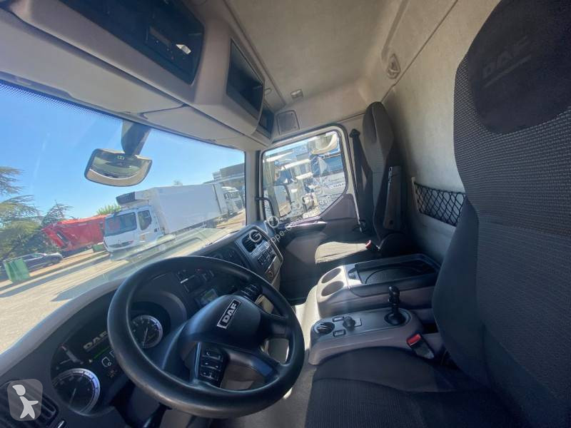Camion DAF 220
