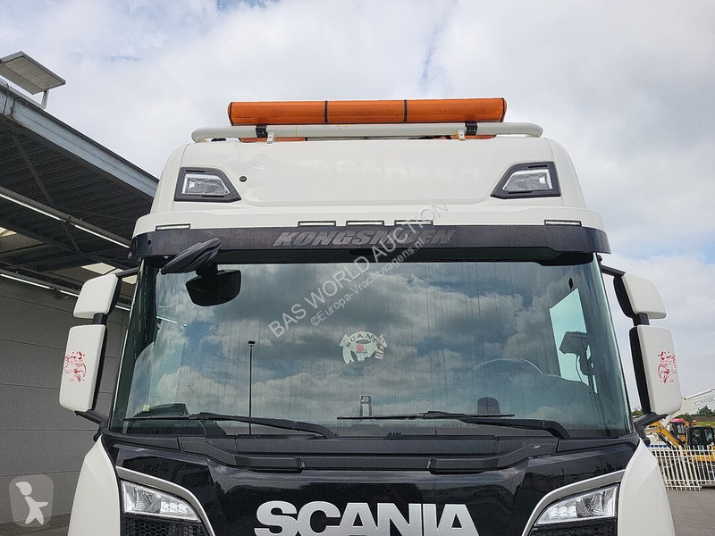 Camião Scania 580