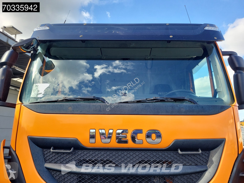 Iveco 410 8X4 Meiller tipper Steel suspension...