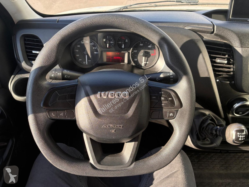 Грузовик Iveco  35C16H3.0
