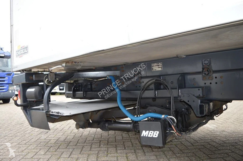 Camião Scania 320 * EURO5 * CHEREAU BOX *...
