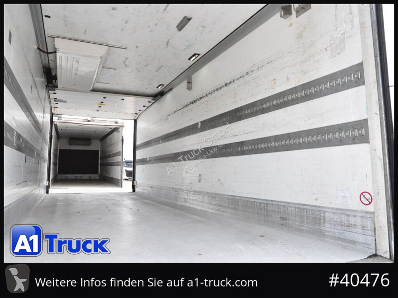 Camion Schmitz Cargobull SCB-C2, Mitsubishi,...