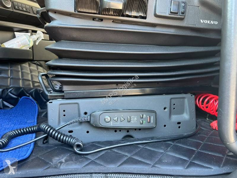 Lastbil Volvo 540 Globetrotter XL