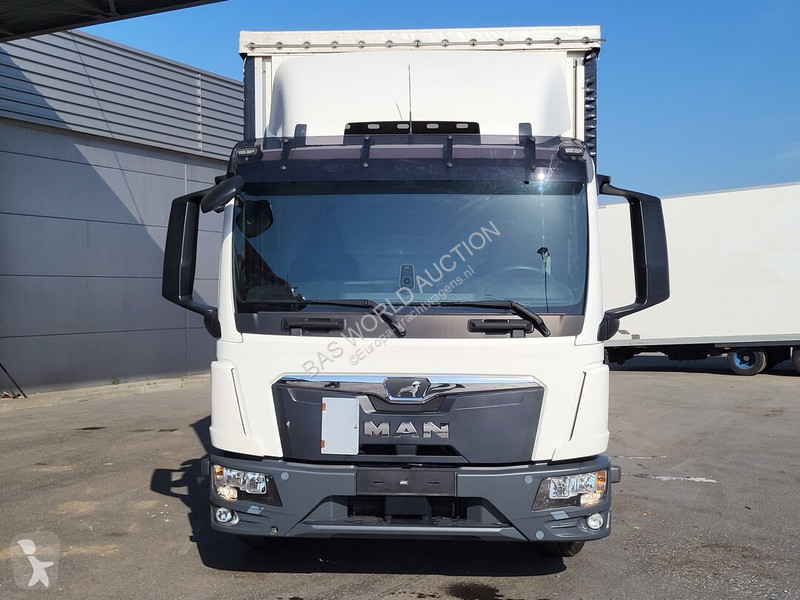 Lastbil MAN 12.220