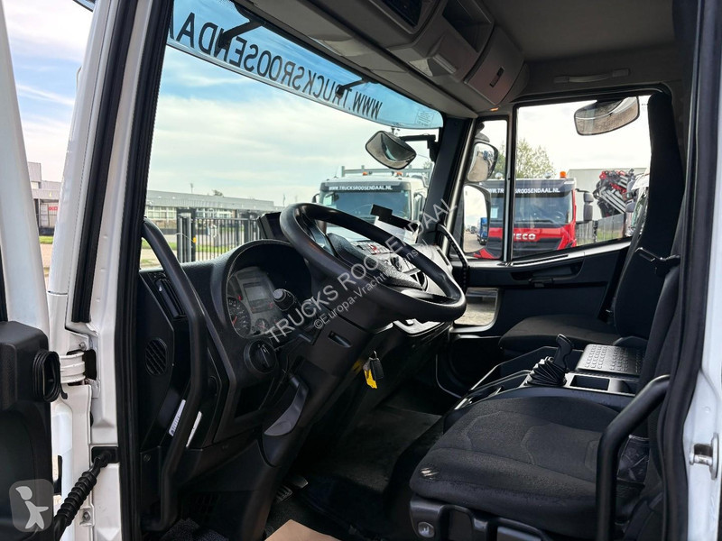 Lastbil Iveco 120E21 + LOADLIFT 2200 KG + 12 T...