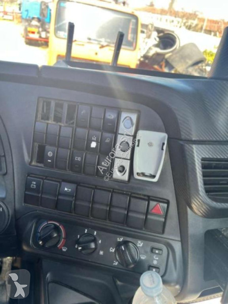 Camion Iveco TRAKKER 340T45 SCARRABILE BALESTRATO