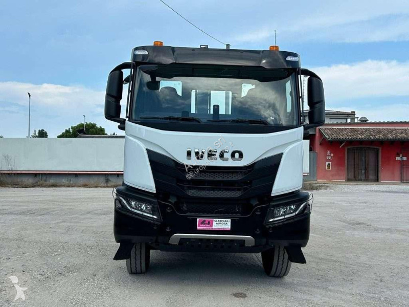 Camion Iveco TRAKKER T-WAY AD380T NUOVO SCARRABILE