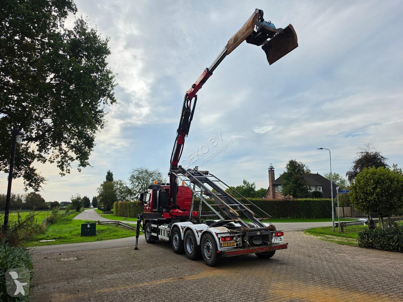 شاحنة Volvo 420 8x2- Z-CRANE/REMOTE CONTROL!!...