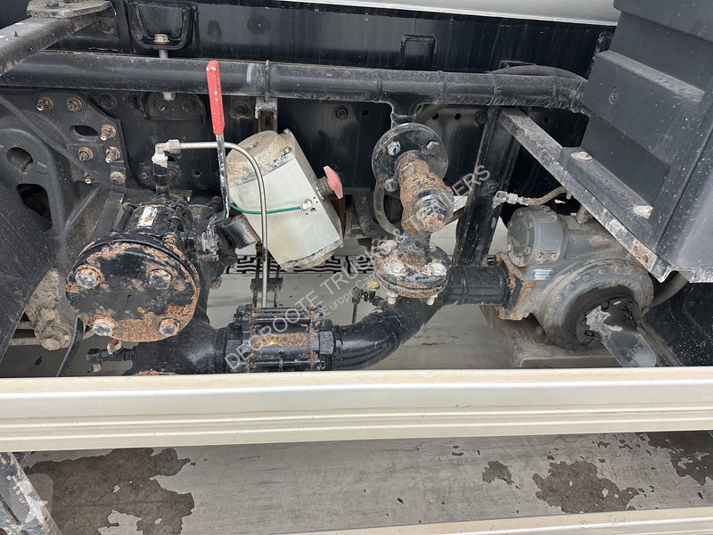 شاحنة Renault 270 DCi