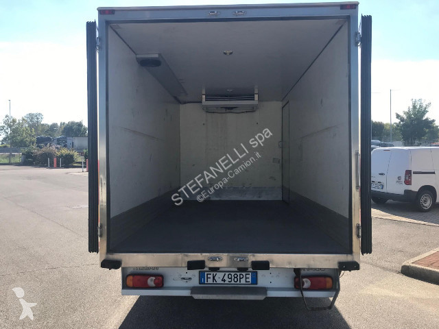 شاحنة Nissan NV 400 isotermico + frigo