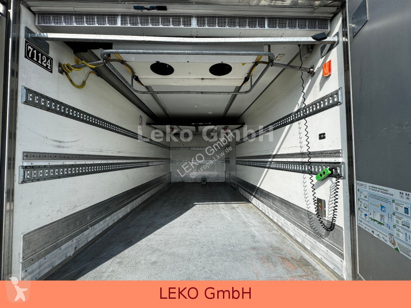 شاحنة Mercedes 1218 Mit Carrier Sp 1250Mt