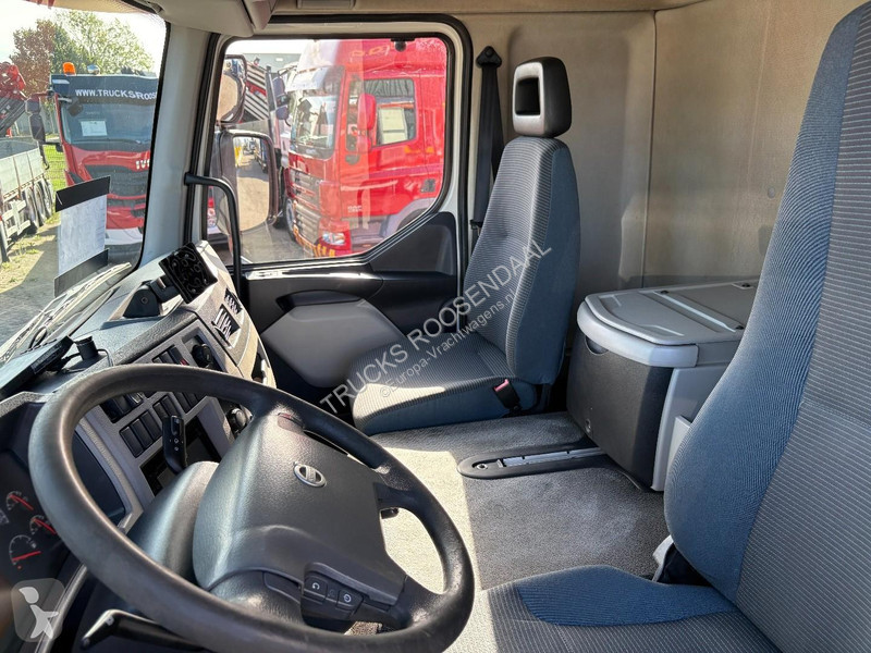 Vrachtwagen Volvo 240 + Loadlift + 14 T + Euro 5