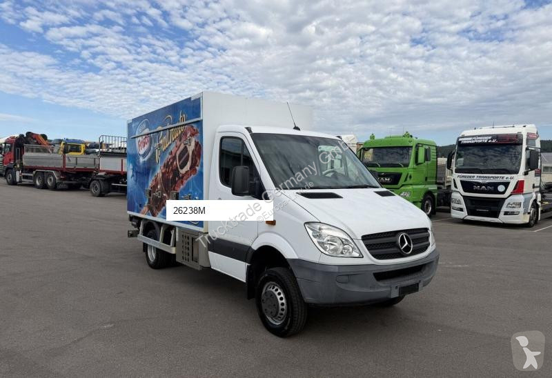 Camion Mercedes LARAG 516 CDI Kühlkoffer/HB
