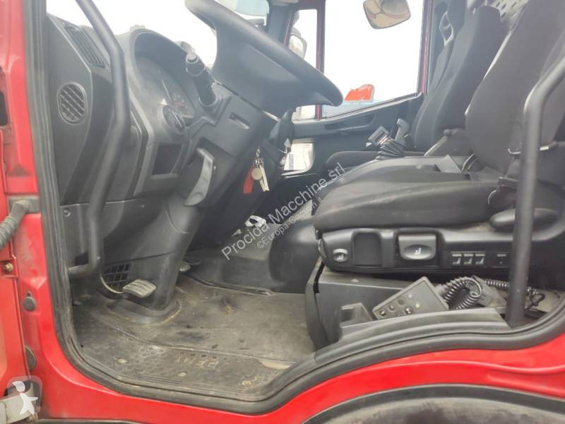 Iveco 120 E 25 truck