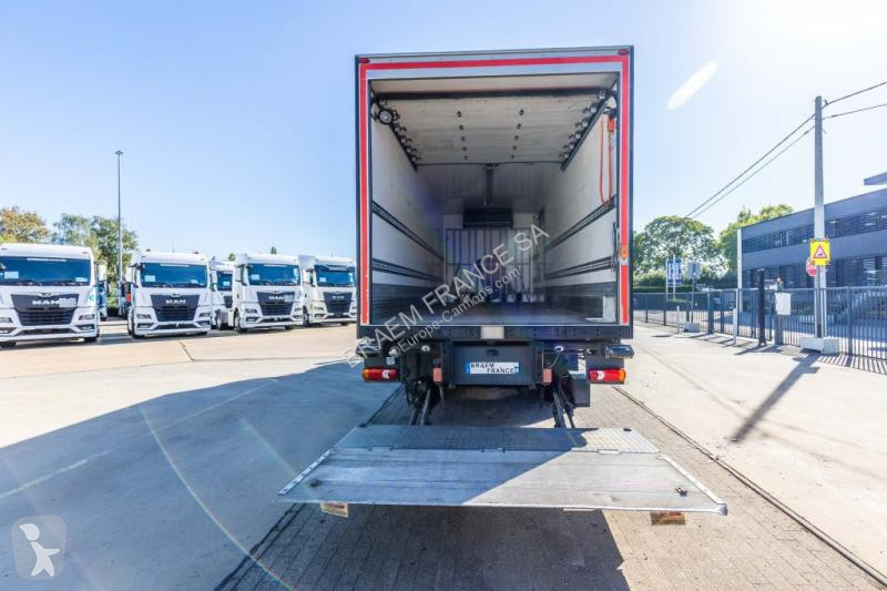 DAF 250 +CHEREAU+THERMO KING+DHOLLANDIA1.5 T truck