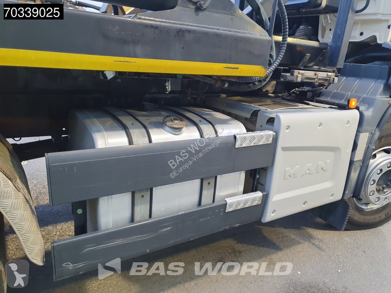 MAN 26.460 6X4 Full Steel Big-Axle Hiab Skip...