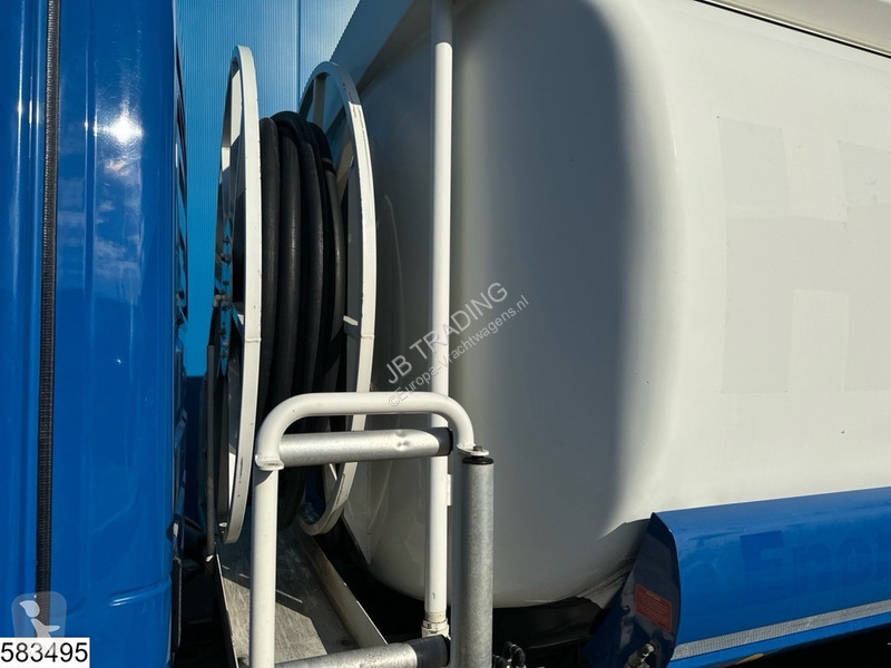 Kamion Mercedes 1824 EURO 5, 3 Comp. 14.000 liter