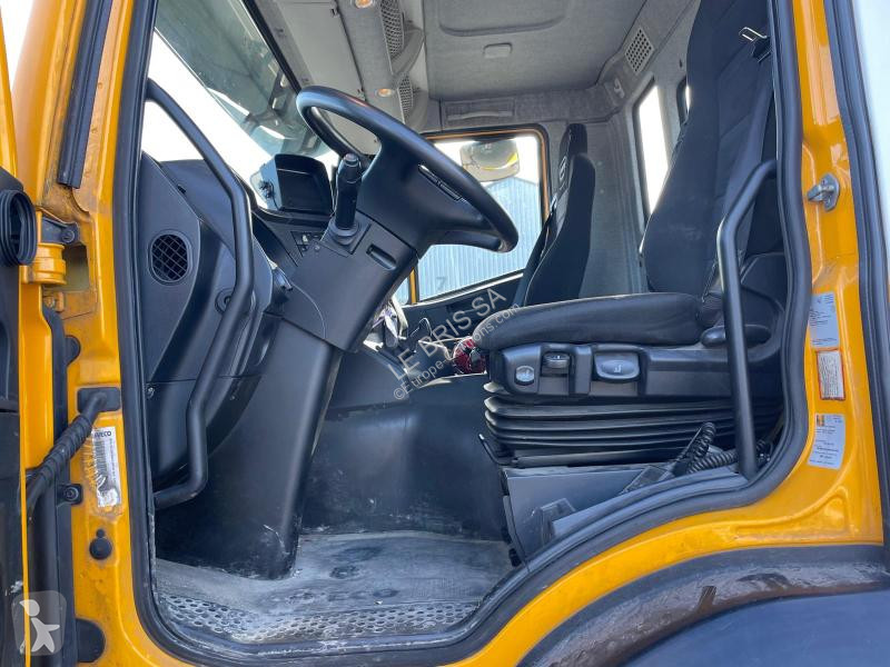 Превоз на строителна техника Iveco  STRALIS 420
