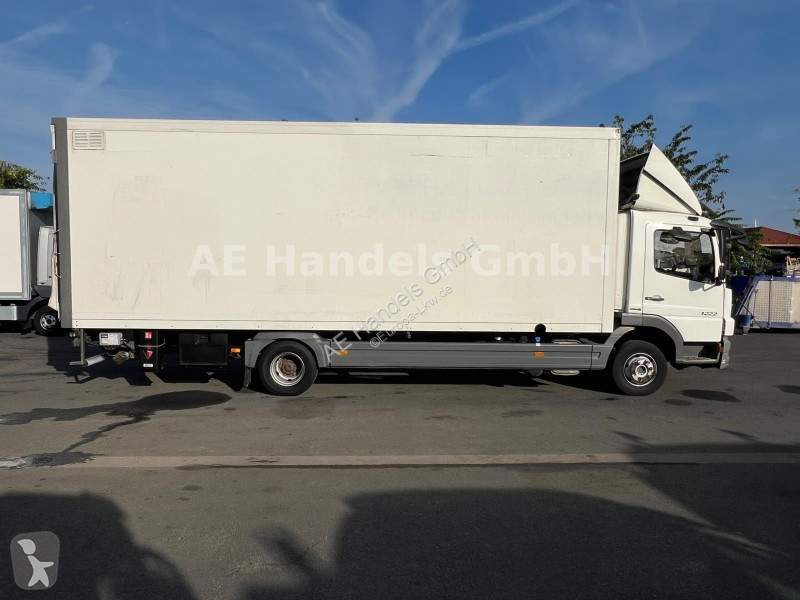 Teherautó Mercedes 1222 BL...