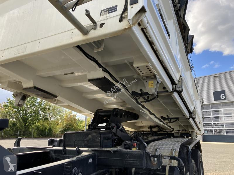 MAN 33.480 truck