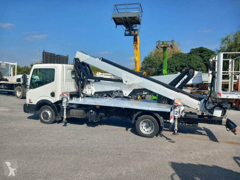 Nissan mx250 truck