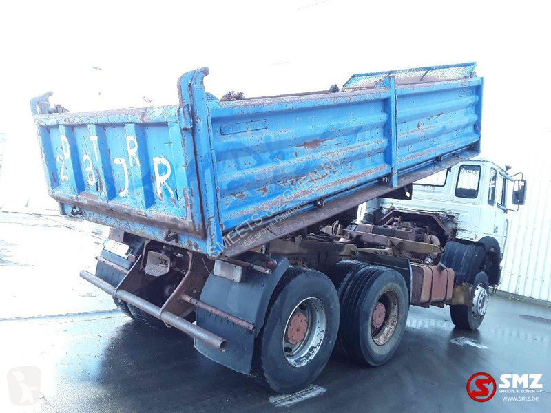 Iveco  truck