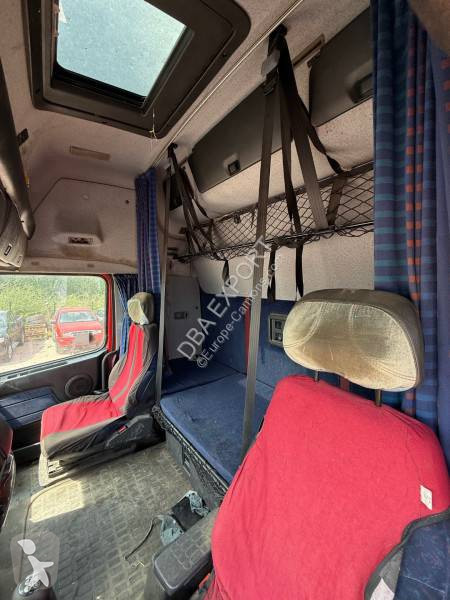Volvo 460 truck