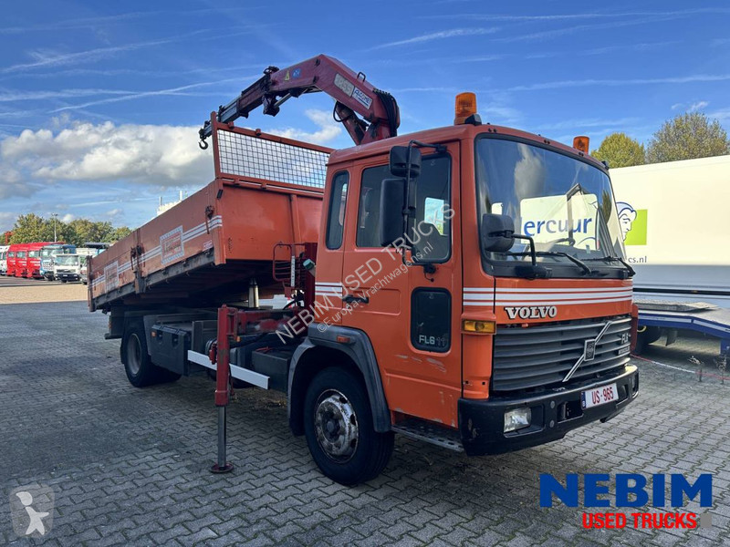 Kamion Volvo 11 - 180 4x2 - Tipper / Crane