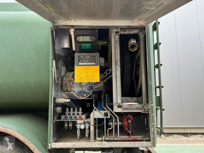 Kamion Volvo 6X4 Robson-Drive + TANK 14.000 LITER