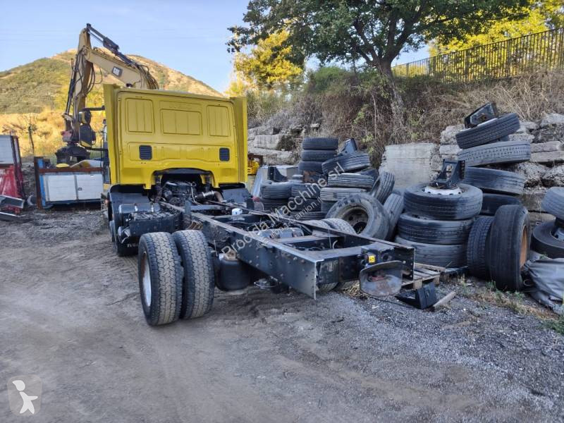 Kamion Iveco 120 E 28