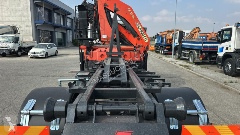 MAN LE280B 4x4 truck