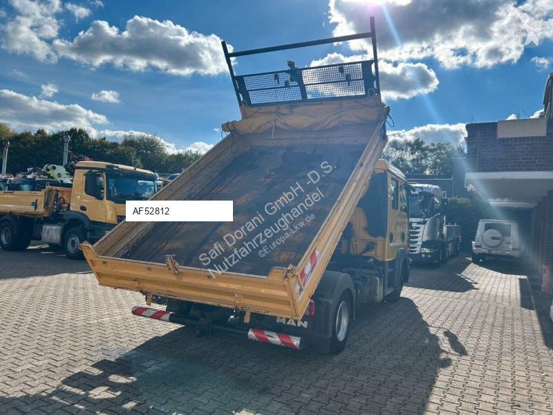 MAN 8.250 TGL truck