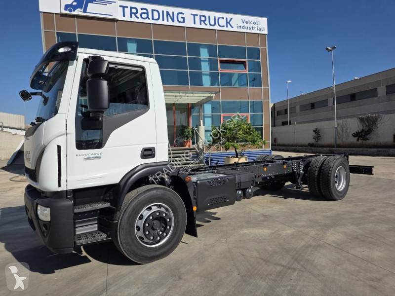 Lastbil Iveco 180 E 28