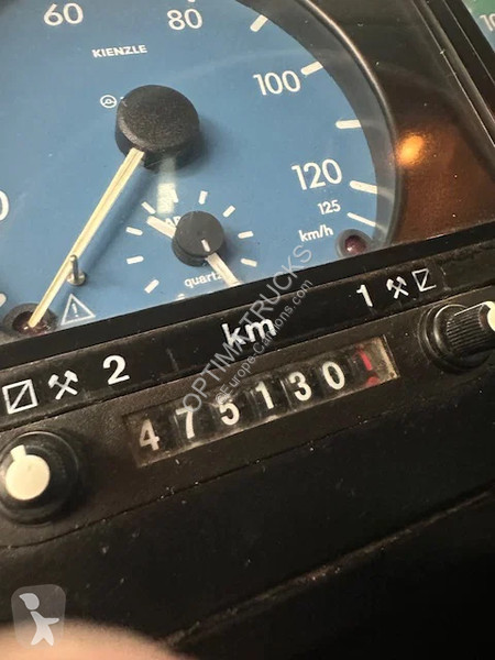 Kamion Mercedes 1223