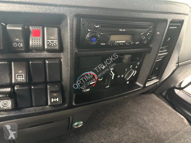 Volvo 220 / MANUAL / AIRCO truck