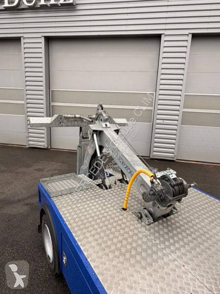 Kamion Mitsubishi Fuso 6C18